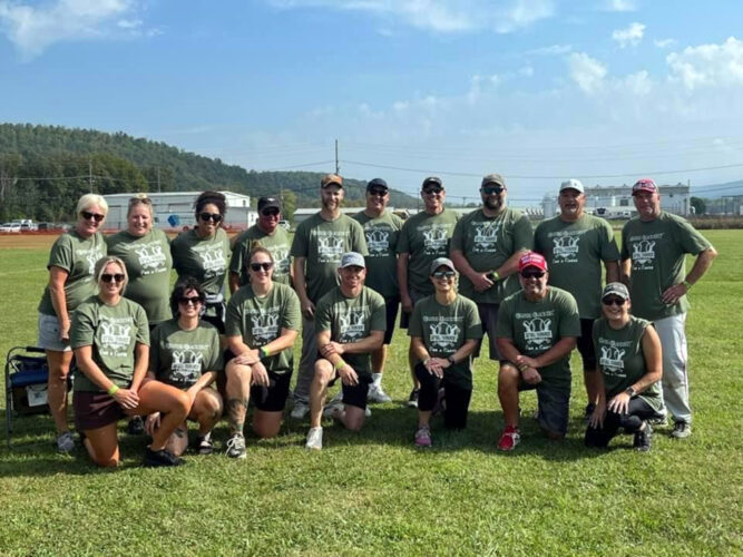 Bellefonte Elks sponsors  Clubs Connect softball team